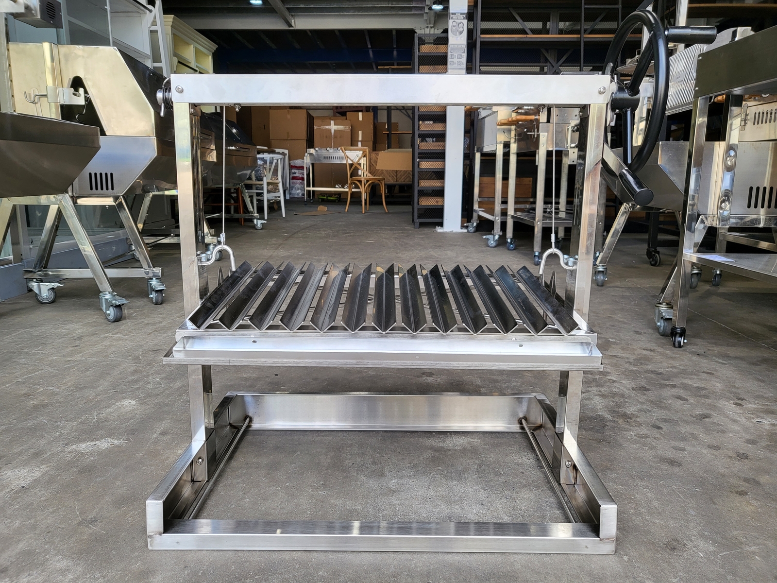NEW BUILT-IN STAINLESS STEEL ARGENTINIAN PARRILLA BBQ GRILL - 67 x 44cm