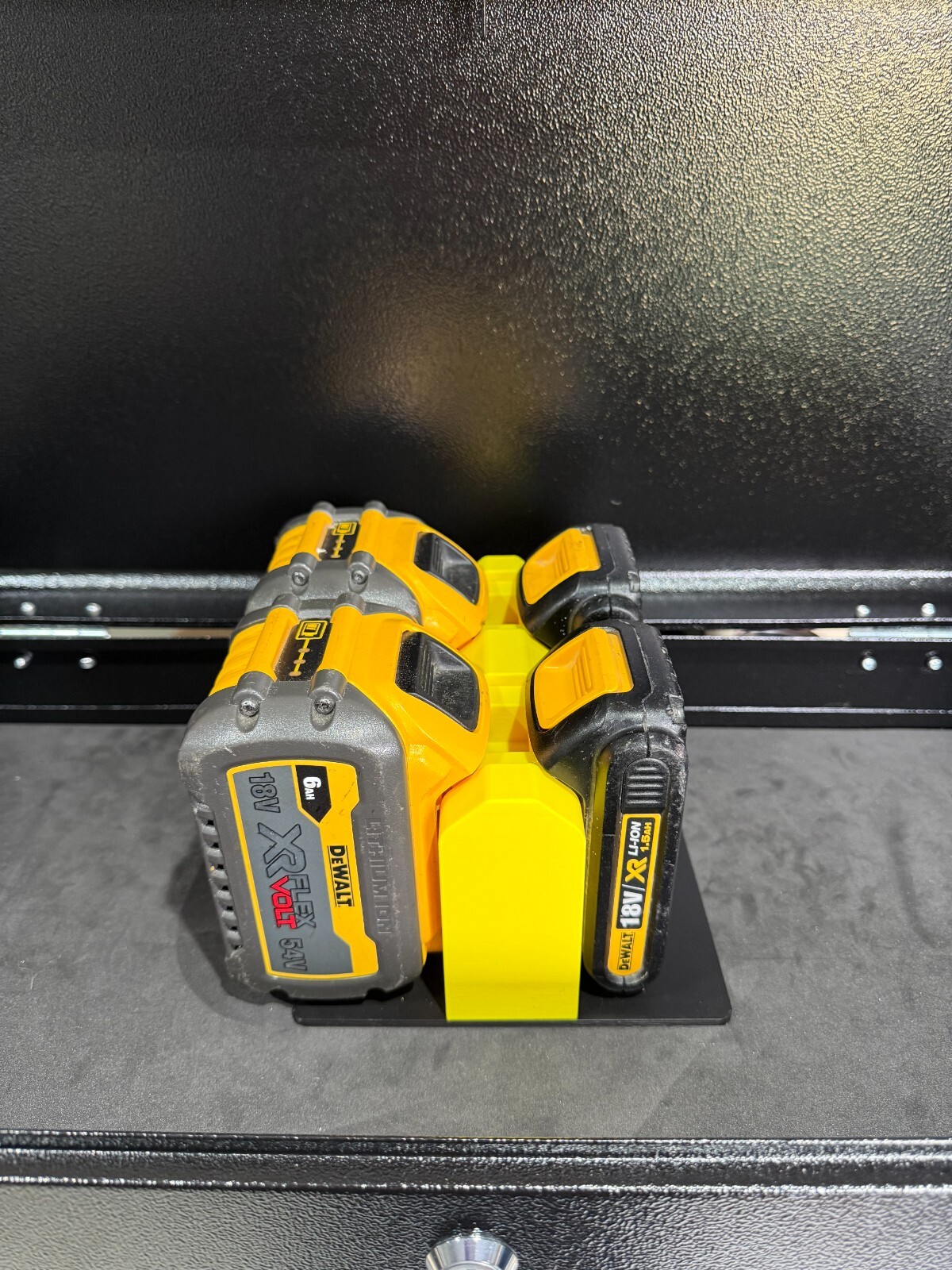 Magnetic DeWALT 20v/18v Battery Holder (Holds up to 4) | Mechanic Accessories